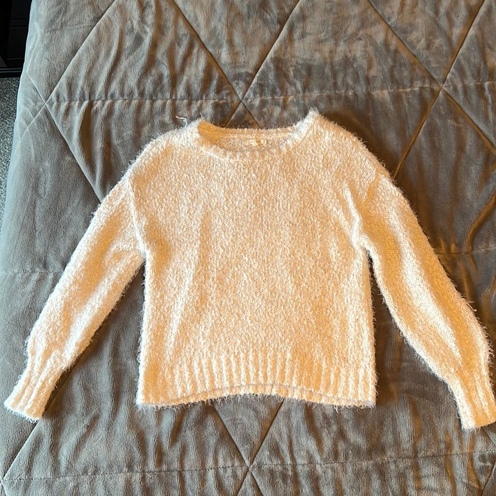 Large Maurice’s Fuzzy Sweater